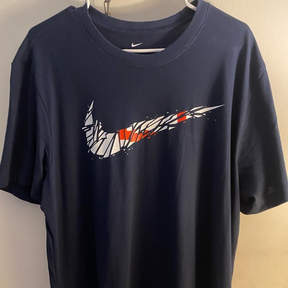 Bundle Nike Men’s Tshirt and Athletic Shorts
